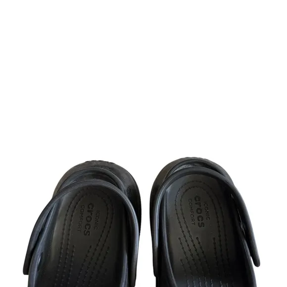 Classic Mega Crush Water Resistant Platform Sandal (Women)