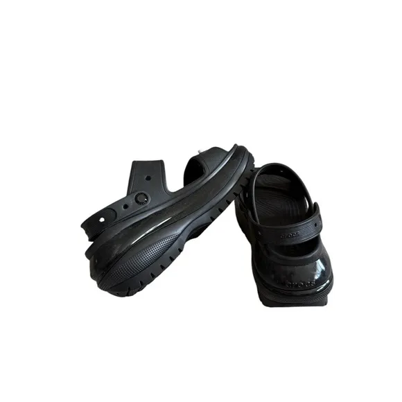 Classic Mega Crush Water Resistant Platform Sandal (Women)