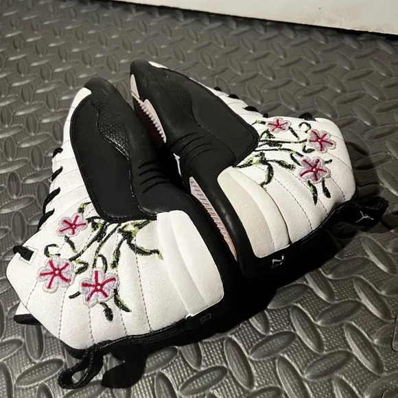 CLEAN Air Jordan 12 Retro Floral size 13c Toddler shoes