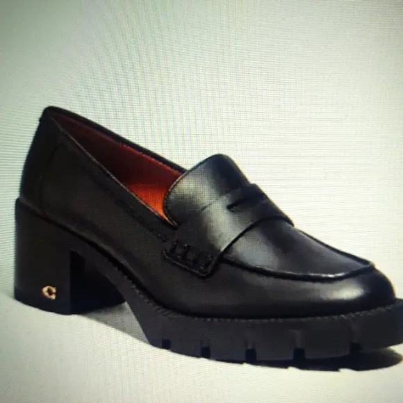 COACH &quot;Coleen-Loafer&quot; in Black 🖤   Coach Emblem Monogram~ Size: 7.5