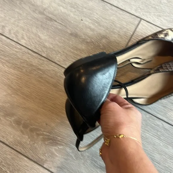 Coach Jameson Black and Cream Snakeskin point toe Flats with ankle strap 8.5