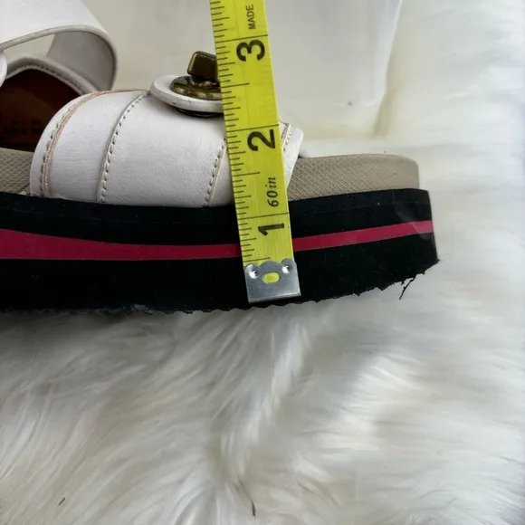 COACH TRAIL PLATFORM SANDALS SIZE 9B WOMANS