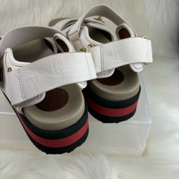 COACH TRAIL PLATFORM SANDALS SIZE 9B WOMANS