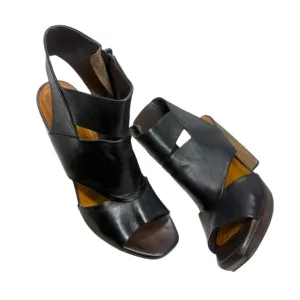 Coclico Fabiana Black Leather Cone Wooden Heel Zip Sandals