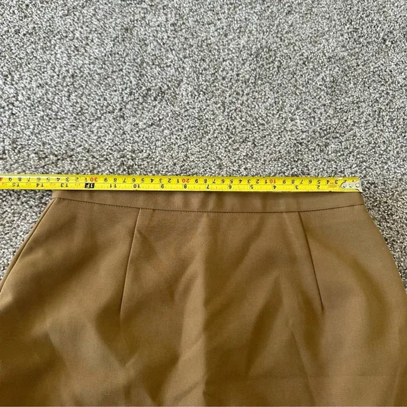 Cocoon A line camel Midi Skirt Size Medium Vintage Side slit