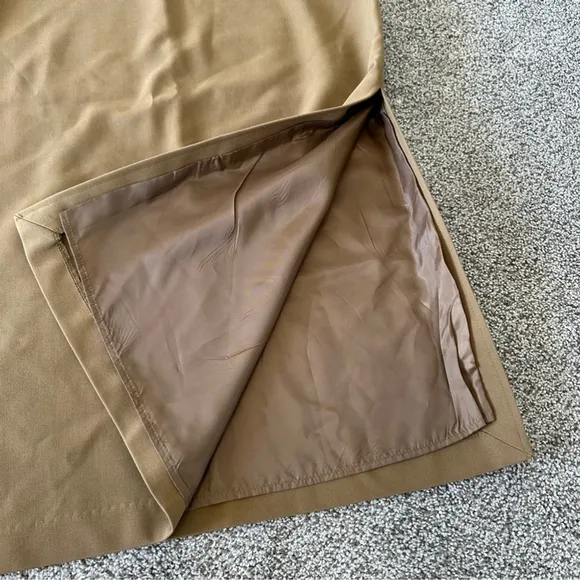 Cocoon A line camel Midi Skirt Size Medium Vintage Side slit