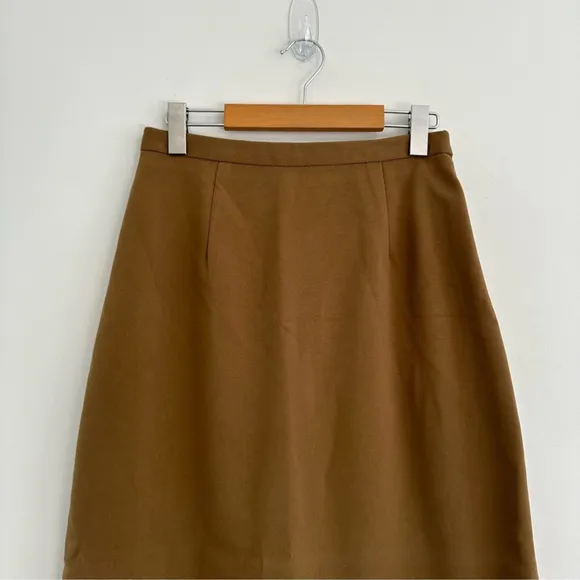 Cocoon A line camel Midi Skirt Size Medium Vintage Side slit