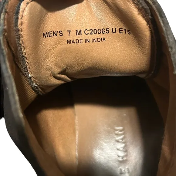 COLE HAAN Men's Dark Brown Leather Lace Up Vintage Style Chukka Boots-Size 7