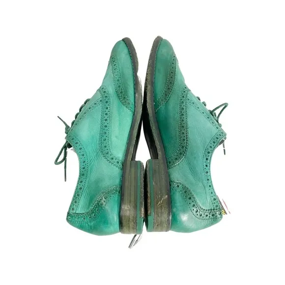 Cole Haan women size 6.5 B wingtip emerald green Oxford shoes. Style D37697