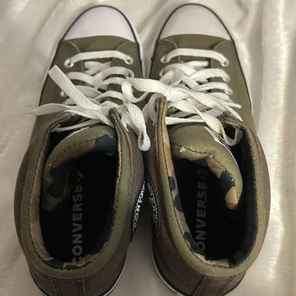 Converse Chuck Taylor High Street Mid Top Canvas Khakimen’s men’s  8 Olive Green