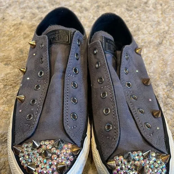 Converse Chuck Taylor All Star Laceless Studded Low Top Shoes size 7 custom made