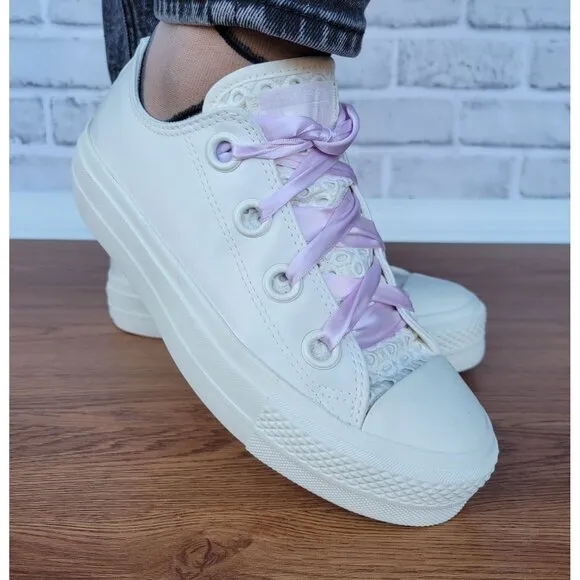 ⭐Converse Lift OX Low Sz 8.5 Women Shoes Embroidered Floral Purple Cream A10301C
