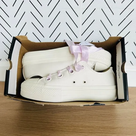 ⭐Converse Lift OX Low Sz 8.5 Women Shoes Embroidered Floral Purple Cream A10301C
