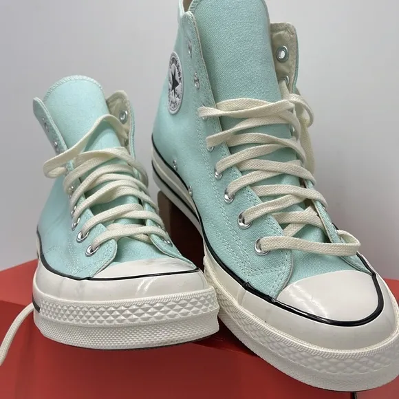 Converse Men’s A08614FCHUCK 70 HIPOLAR BEAM/EGRET/BLACK Sneakers
