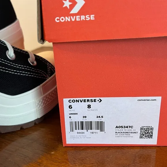 CONVERSE Women’s Chuck 70 DeLuxe Heel Platform Shoes