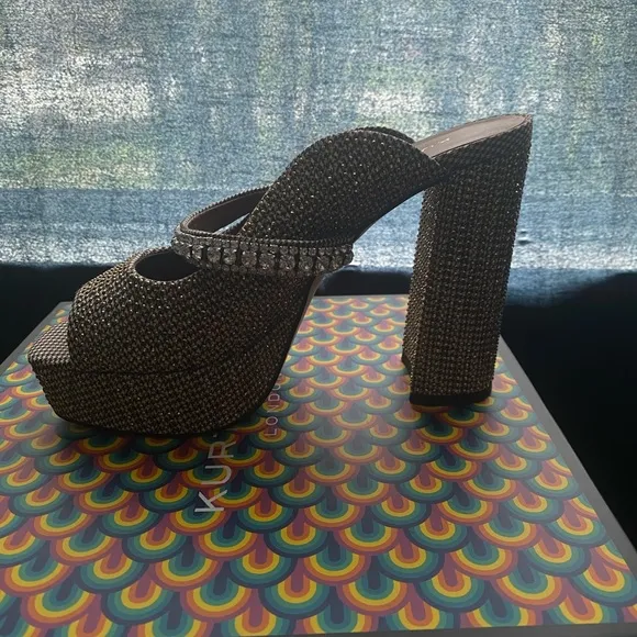 COPY - Kurt Geiger Gold Platform Shoes with Chunky Heel