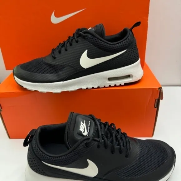 COPY - Nike Air Mac Thea Unisex Boy 3.5 Athletic Running Shoes Activewear Snea…