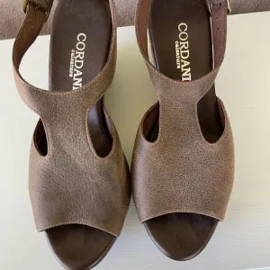 Cordani platform sandals size 38