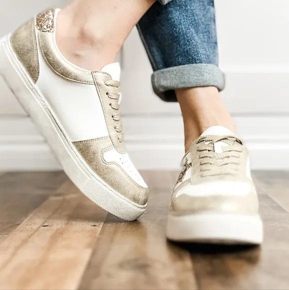 CORK'S Women's Gold and White Sneakers Sz 9