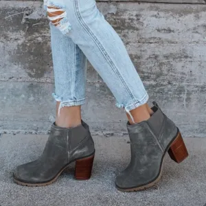 Crevo Alicia Chelsea Leather Wooden Heeled Gray Charcoal Elastic Ankle Boots 9”
