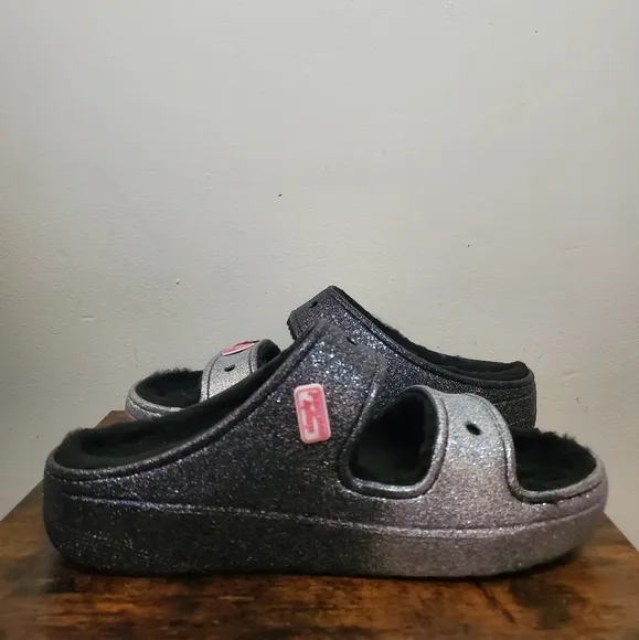 CROCS Classic Cozzzy Glitter Sandals Size Womens 10 Mens 8