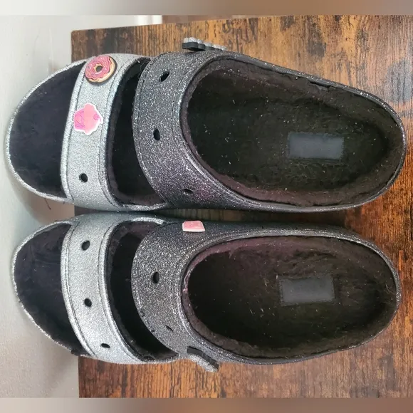 CROCS Classic Cozzzy Glitter Sandals Size Womens 10 Mens 8