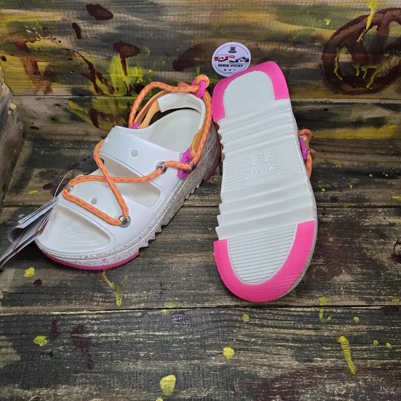 Crocs Hiker Xscape Festival Platform Sandals White Pink Women's Sz 8 [Men Sz 6]