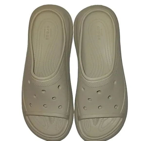CROCS Unisex Crush Platform Slide Sandals in Bone White
