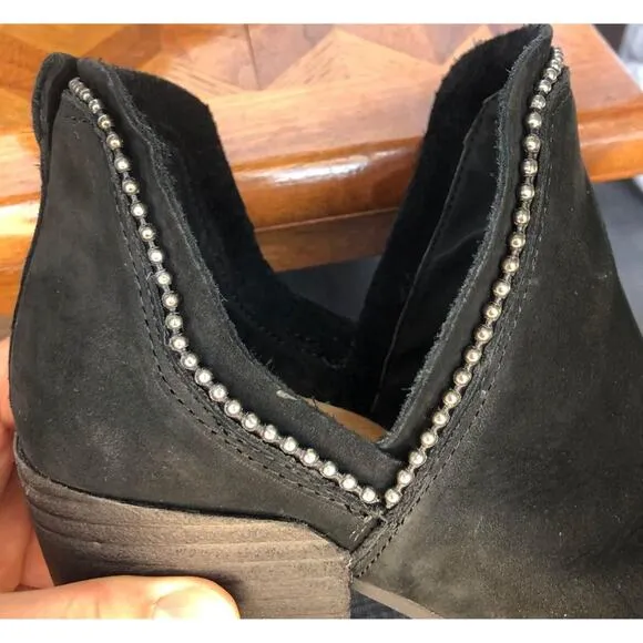 Crown Vintage Women's Black suede Boots 7