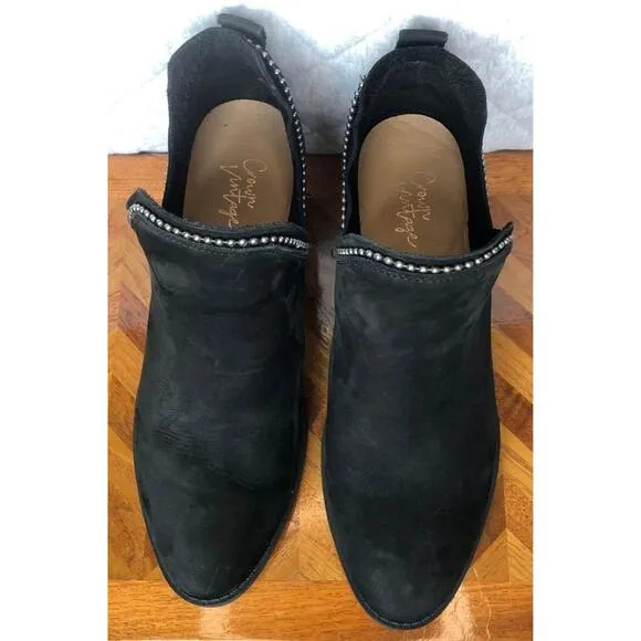 Crown Vintage Women's Black suede Boots 7