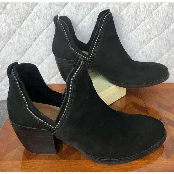 Crown Vintage Women's Black suede Boots 7