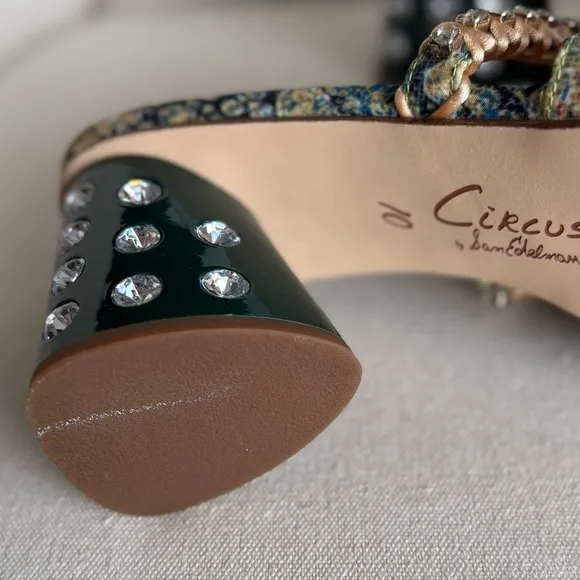 Crystal-Embellished Green and Tan Women's Shoes unique slides boho