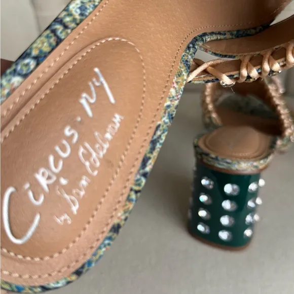 Crystal-Embellished Green and Tan Women's Shoes unique slides boho