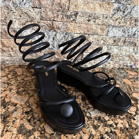 Cult Gaia Alba platform sandal black