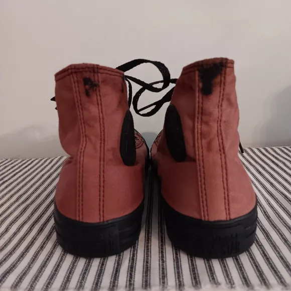 Custom Bleach dyed Converse Chuck Taylor All Star‎ Hi shoes