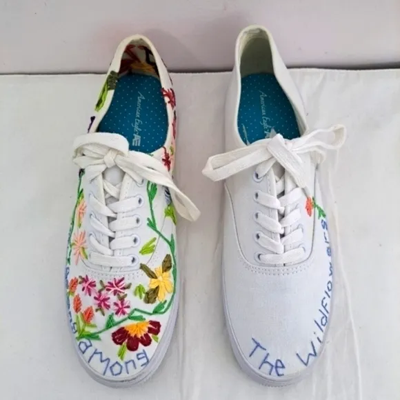 Custom hand embroidered floral canvas tennis shoe 9