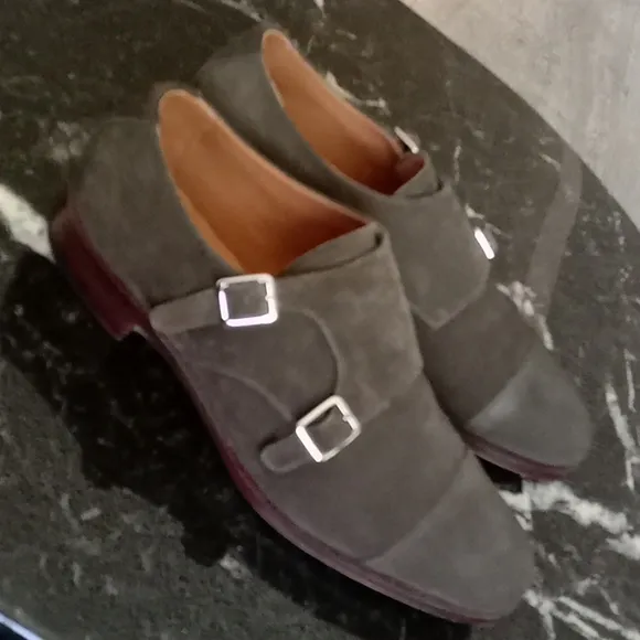 Custom handmade in Mallorca Spain, a special dark Olive suede double strap