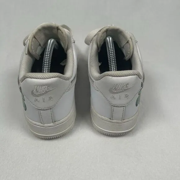 Custom Nike Air Force 1 Low Women's Size 7.5 Green Butterfly‎ Sneakers