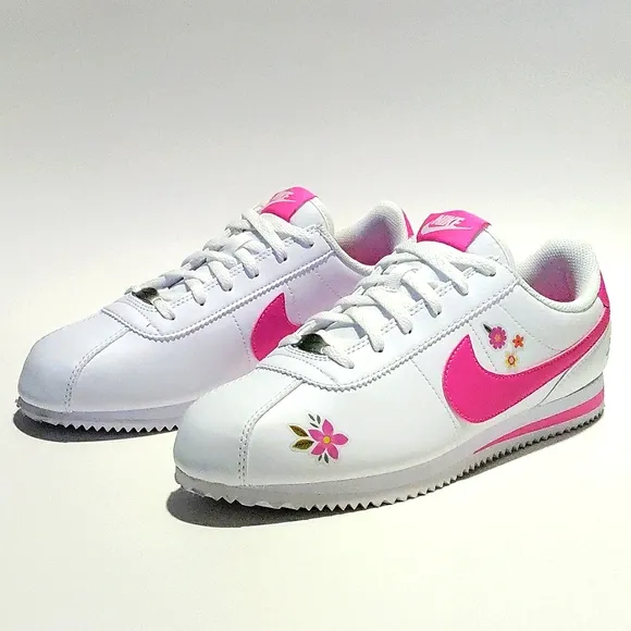 CUSTOM NIKE CORTEZ GIRLS NIKES SIZE 7