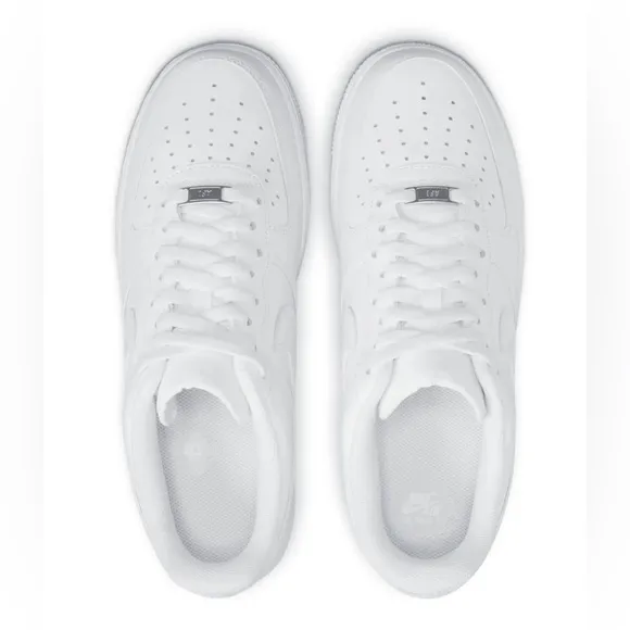 [CW2288-111] Mens Nike Air Force 1 '07 - Triple White NWOT
