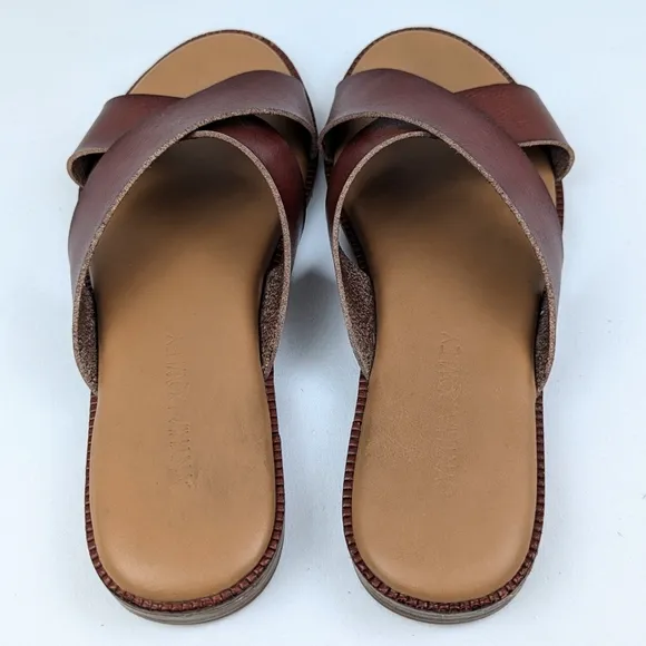Cynthia Rowley Libra Cognac Criss Cross Sandals Wide Strap Vegan Boho Rustic 6.5