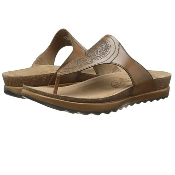 DANSKO Brown Leather Paisley Embossed Leather Thong Sandals Size 9.5 10 US 40 UK