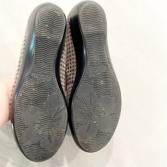 DANSKO Debra Suede Houndstooth Grey Black Loafer Wedge Shoes Size 41 10.5 - 11
