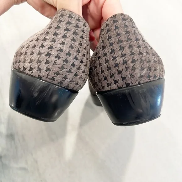 DANSKO Debra Suede Houndstooth Grey Black Loafer Wedge Shoes Size 41 10.5 - 11