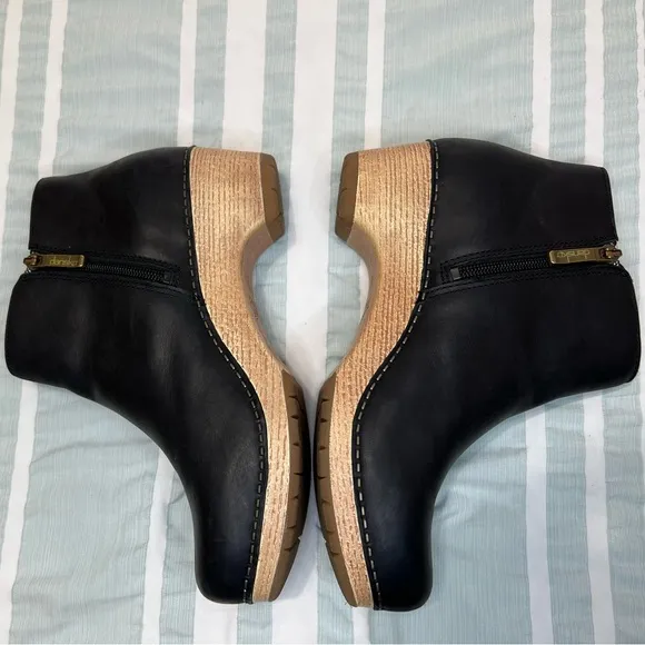 Dansko Lizanne Leather Clog Boot Zip Comfortable Bootie size 39