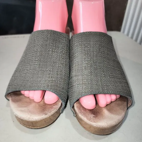 DANSKO MACI 7.5/8 Textured Sage Green Leather Slide On Mule Boho Clog Sandals