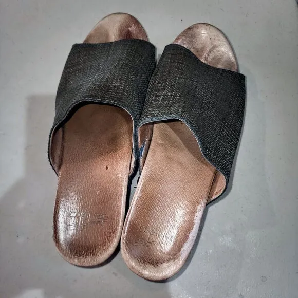 DANSKO MACI 7.5/8 Textured Sage Green Leather Slide On Mule Boho Clog Sandals