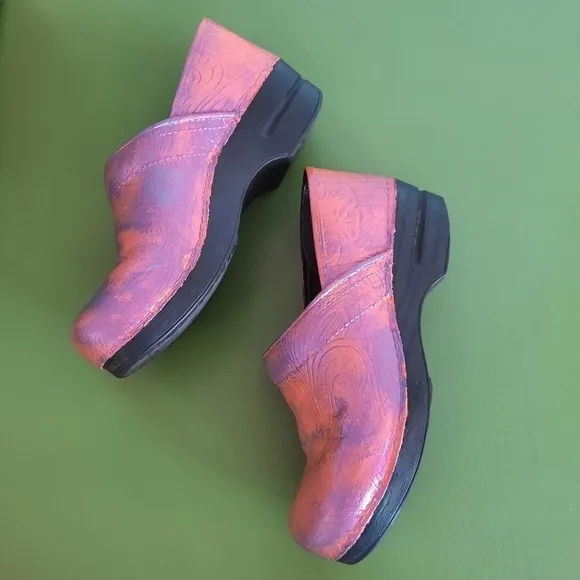 Dansko Orange &amp; Blue Metallic Custom Painted Medical Clogs 40