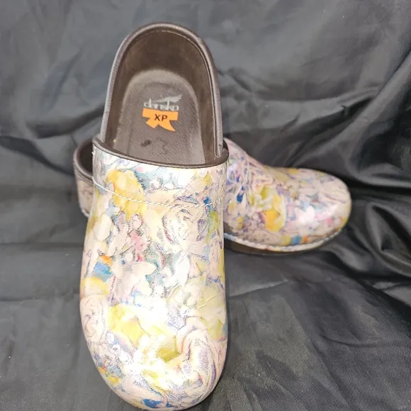 Dansko Pro XP Watercolor Floral Leather Slip On Clog Shoes 38 US Size 7.5-8 VGUC