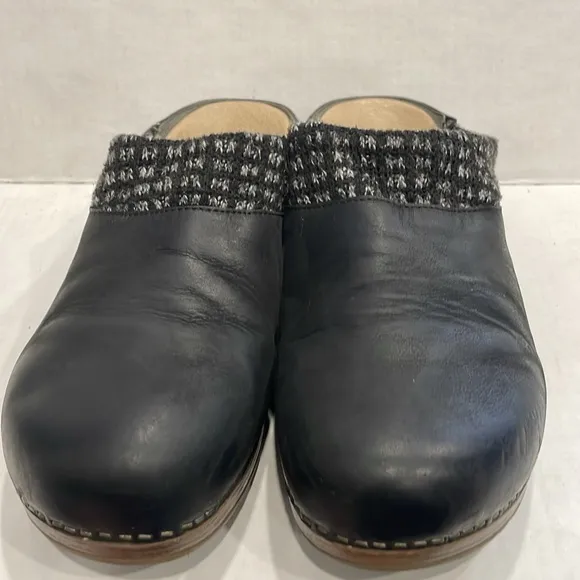 Dansko Womens Shoes 41 Bev Black Burnished Nubuck Leather Clogs Mules Platform